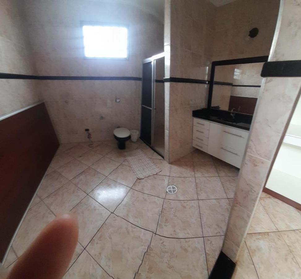 Suites Economy Uberlandia Luaran gambar